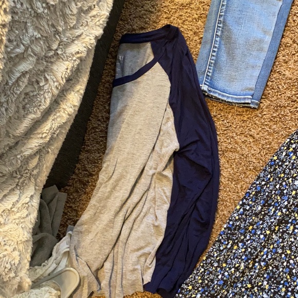 Clothes - Picture 6 of 7